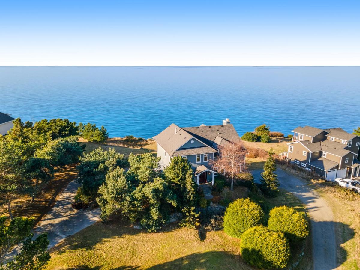 Villa La Isla Оук-Харбор Экстерьер фото